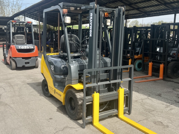 Вилочный погрузчик KOMATSU FG15T