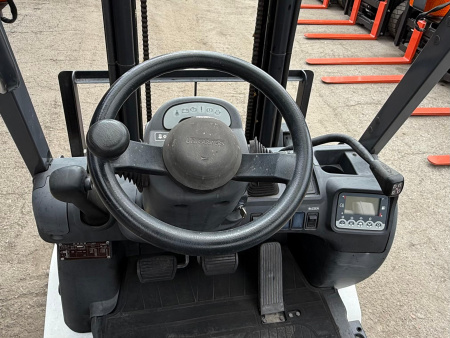 ВИЛОЧНЫЙ ПОГРУЗЧИК UNICARRIERS FGE15T15