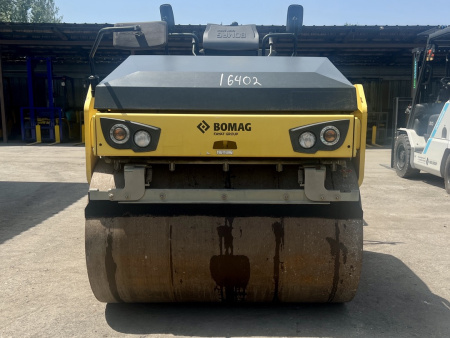 Каток  BOMAG BW131ACW-5